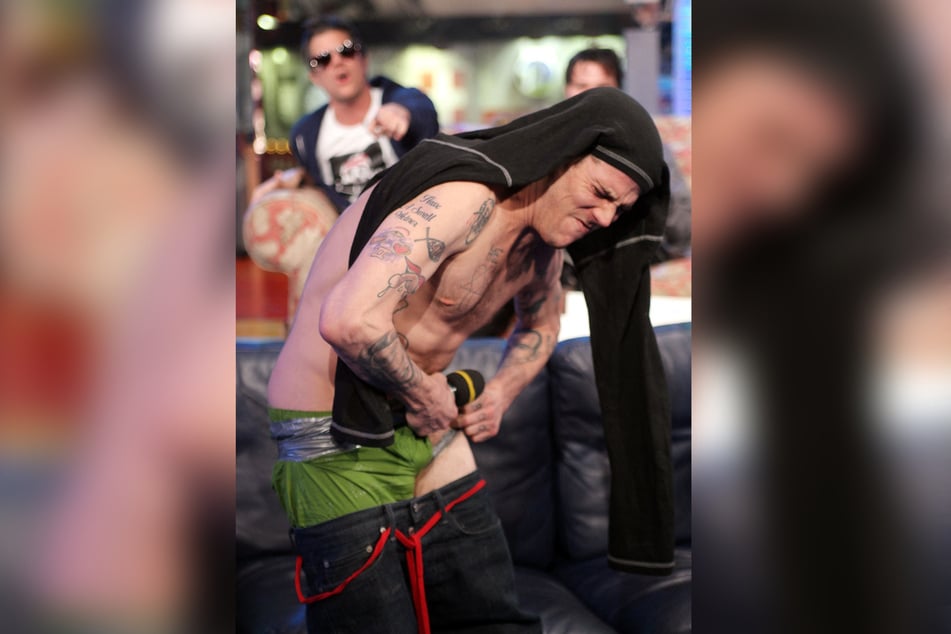 Mit halsbrecherischen Stunts und ekligen Mutproben feierte die Crew der MTV-Serie in den 00er-Jahren große Erfolge.