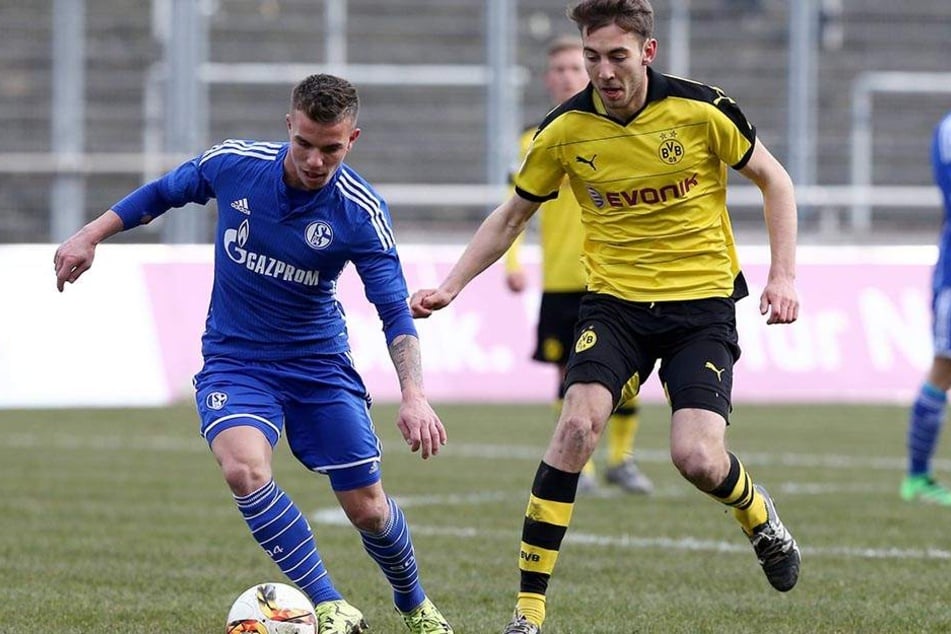 Christian Mauersberger (l., gegen den Dortmunder Michael Eberwein) im Schalker Trikot.