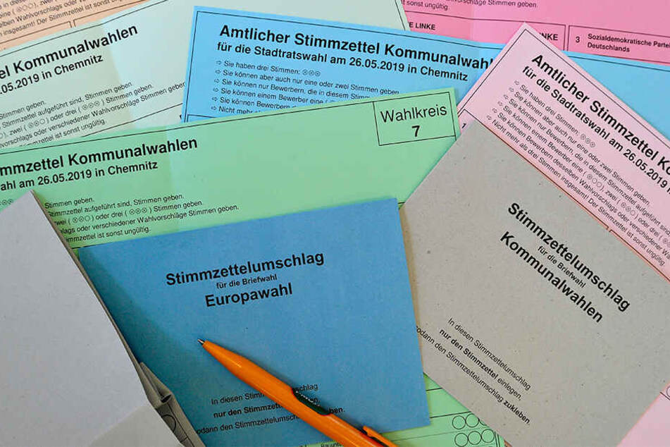 Offenbar ist das Wahlamt mit den unerwartet vielen Briefwahlanträgen überfordert.