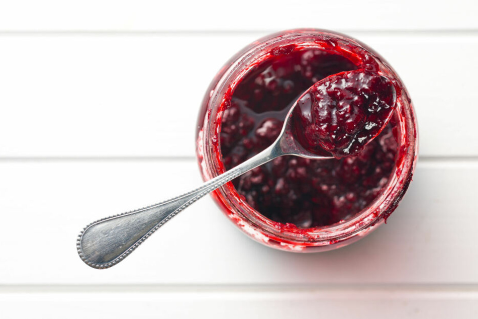 Die Ex nahm einfach mehrere Gläser Marmelade mit, doch die tauchten nie wieder auf. Dafür wurde die Polizei auf etwas anderes aufmerksam. (Symbolbild)
