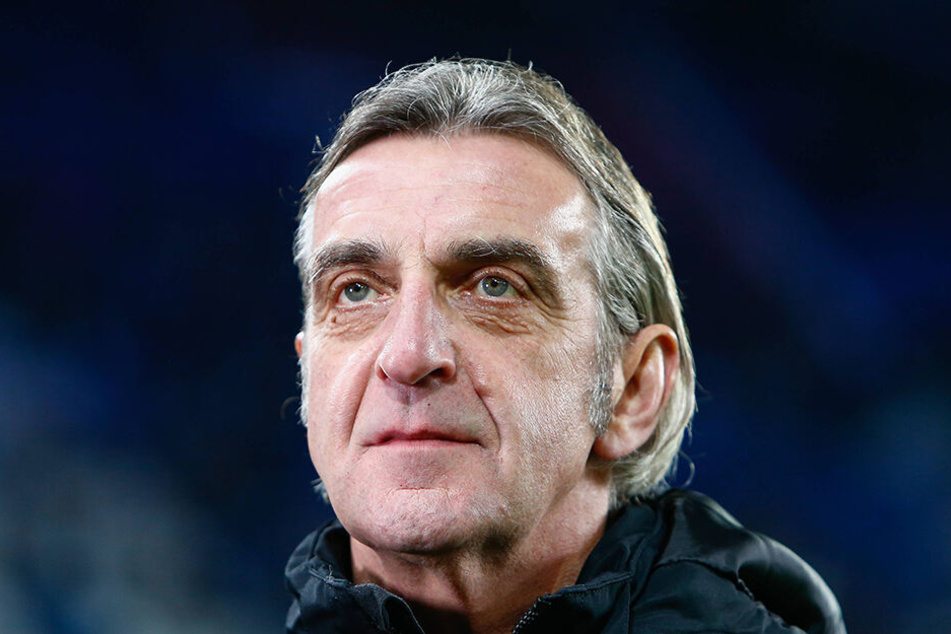 Sportchef Ralf Minge will den vollen Fokus auf Darmstadt.
