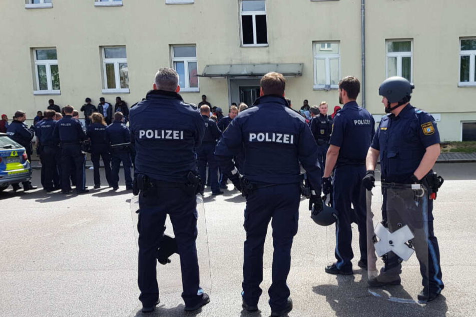 Die Polizei war mit einem Großaufgebot im Einsatz.