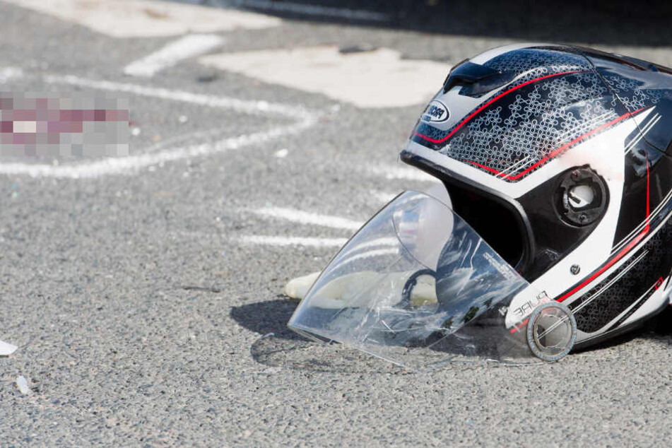 Ein 25 Jahre alter Motorradfahrer ist bei einem Unfall gestorben. (Symbolbild)