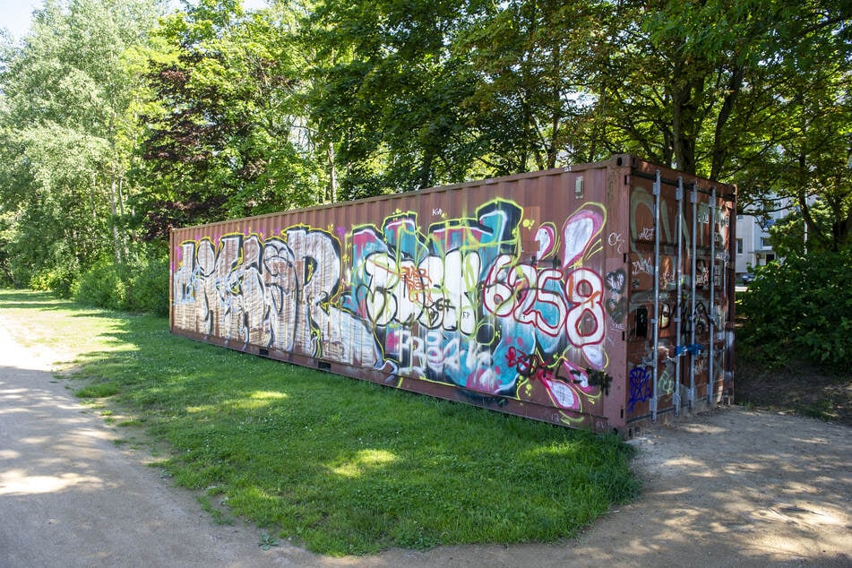 An diesem alten Überseecontainer können sich Graffiti-Sprayer legal austoben.