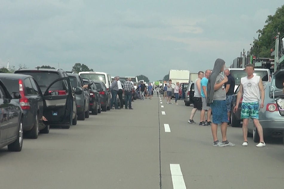 Die Bilderbuch-Rettungsgasse wurde von den Einsatzkräften gelobt.