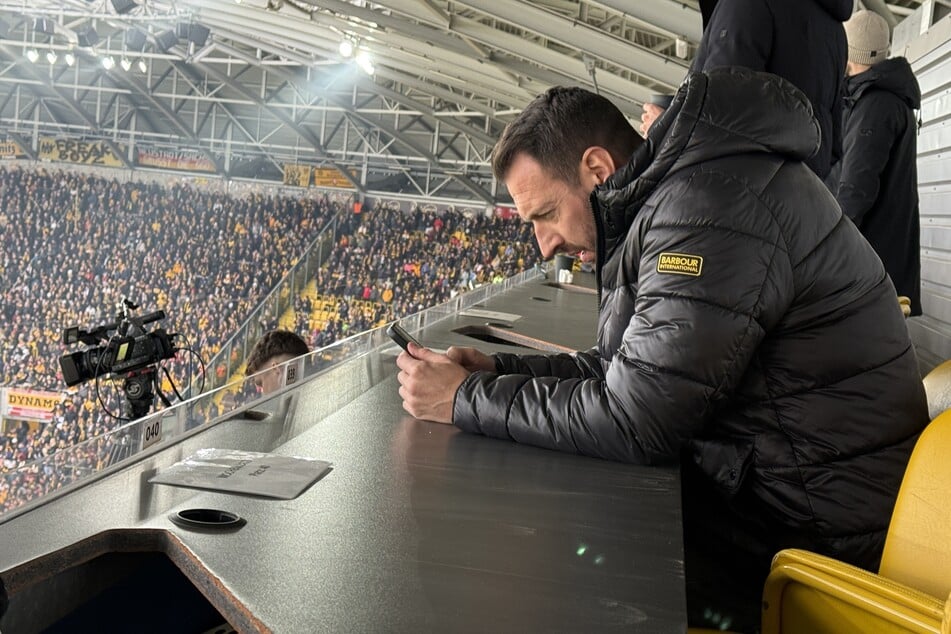 Mitch Kniat auf der Pressetribüne im RHS.