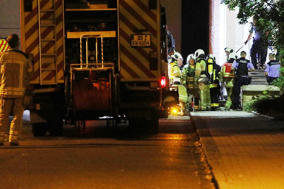 Die Berufsfeuerwehr der Wachen Altstadt und Löbtau waren vor Ort.