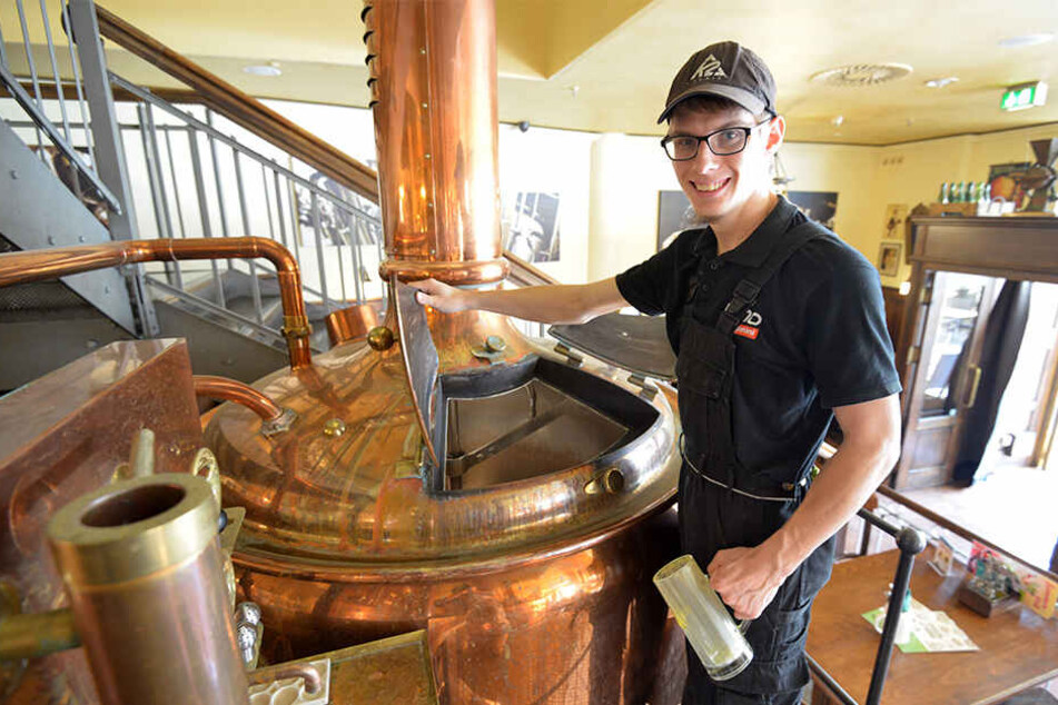 Julian Döhn (21) absolviert im Turm-Brauhaus gerade sein zweites Lehrjahr.