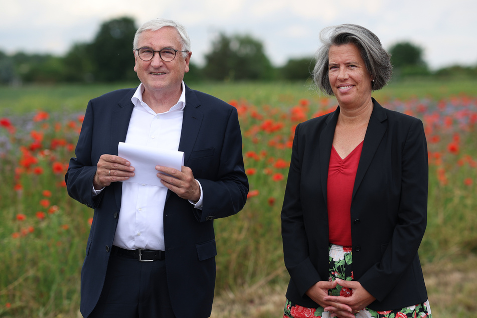 Finanzminister Michael Richter (67, CDU) und Innenministerin Tamara Zieschang (51, CDU) besuchten den zukünftigen Standort des neuen LKA in Barleben.