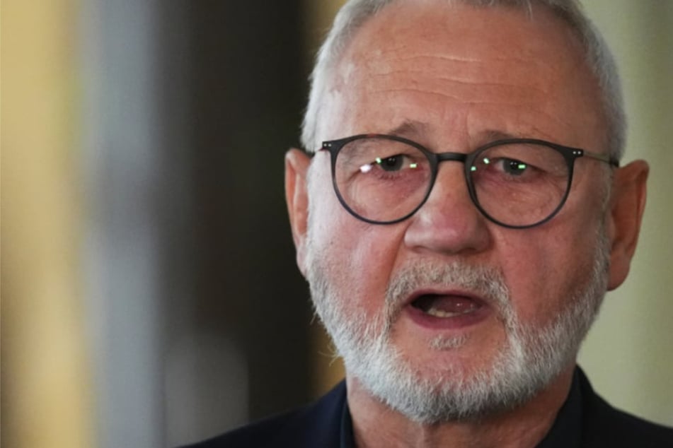 Opferanwalt Steffen Hörning vertritt Klara Hensel zu Beginn des Prozesses.