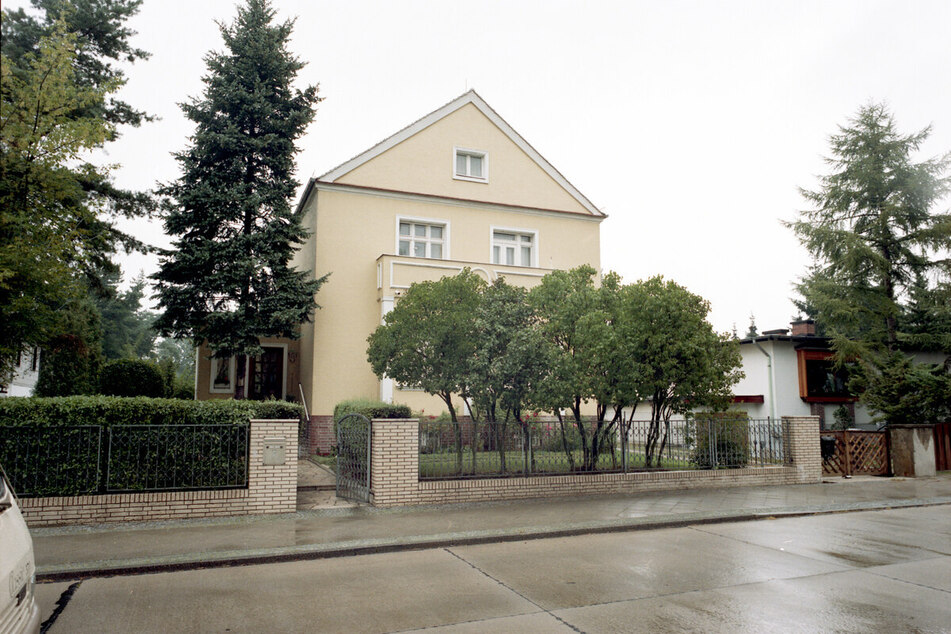 In dieser Villa am Berliner Stadtrand in Frohnau ereignete sich die schreckliche Tat im Jahr 1990.