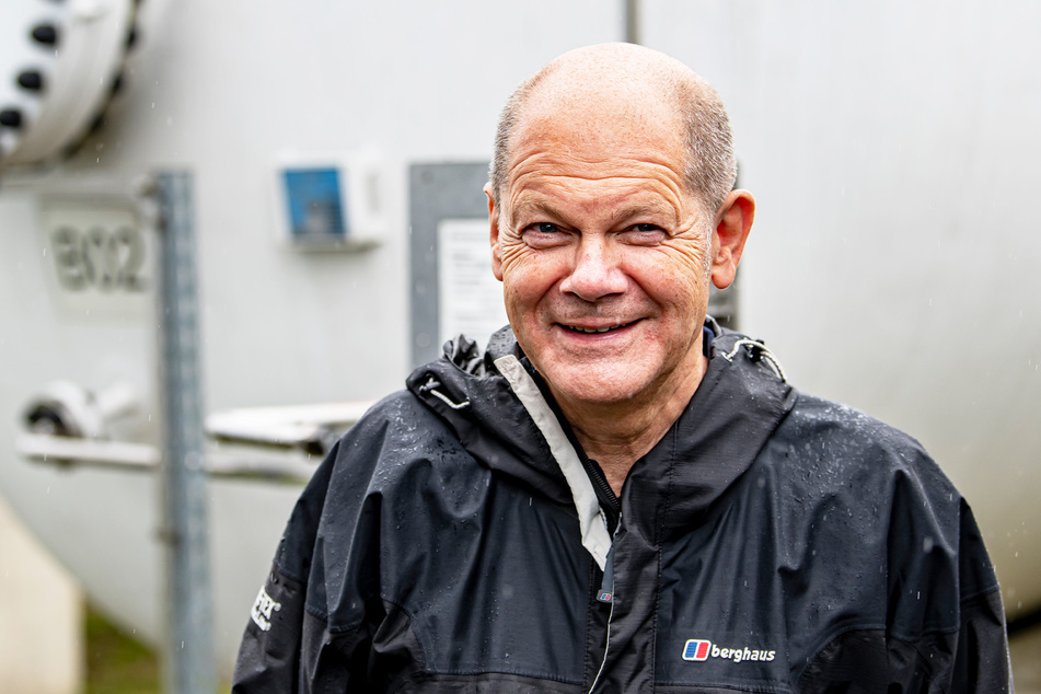 Hat gut lachen: Olaf Scholz (63, SPD) legt in Umfragen weiter zu.