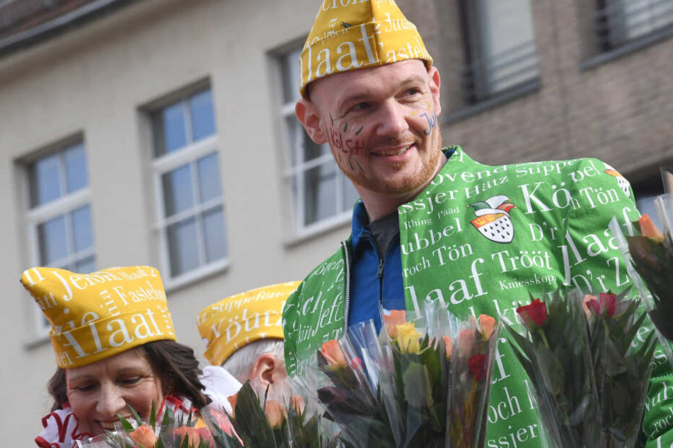 Große Herausforderungen erwarten Astro-Alex auf dem Rosenmontagszug.
