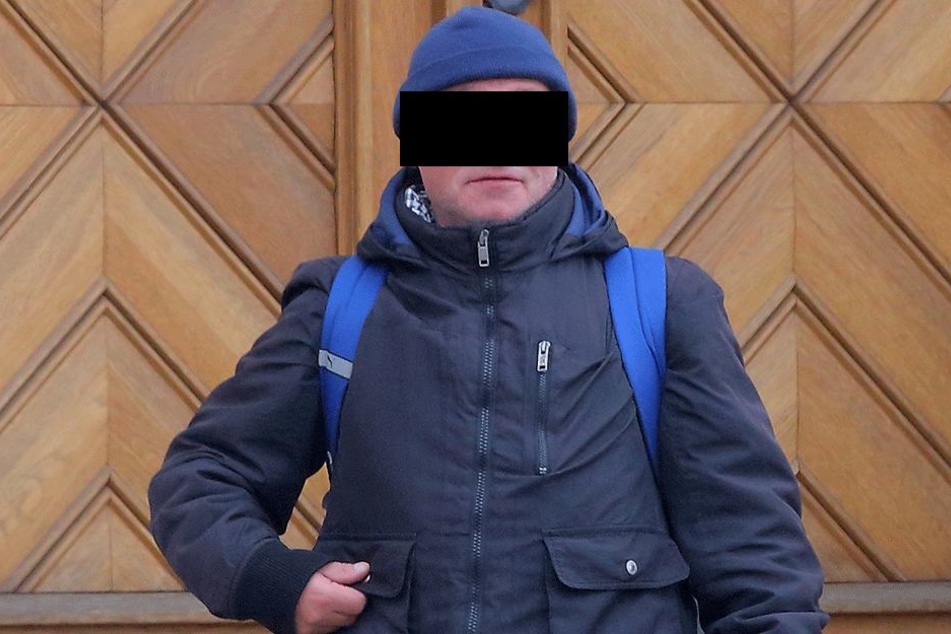Der gelernte Tierpfleger Michael S. (44) warf eine Katze vom Balkon.