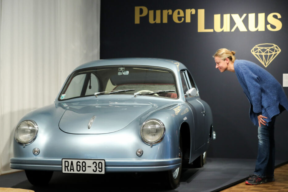 Mit diesem selbst gebauten Sportwagen haben sich Dresdner Machinenbau-Studenten in den 50ern einen Traum erfüllt.