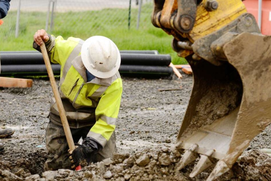 Beide Arbeitsstellen können zu Fuß passiert werden. (Symbolbild)
