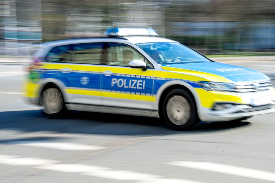 Da ein Unfallgeschehen nicht ausgeschlossen werden kann, wird in alle Richtungen ermittelt. (Symbolfoto)