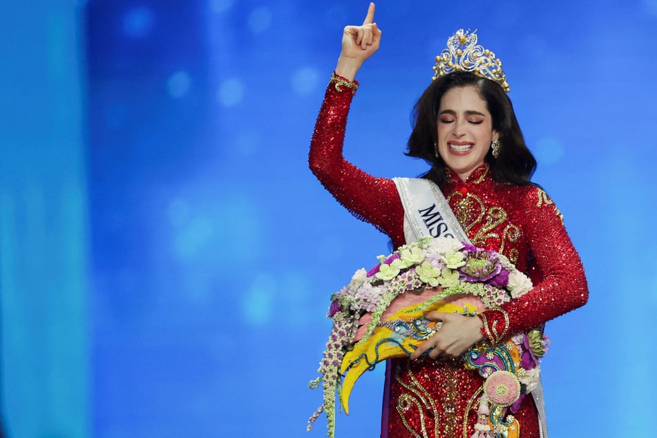 Mexican contestant crowned Miss Universe in pageant plagued by scandals and falls
