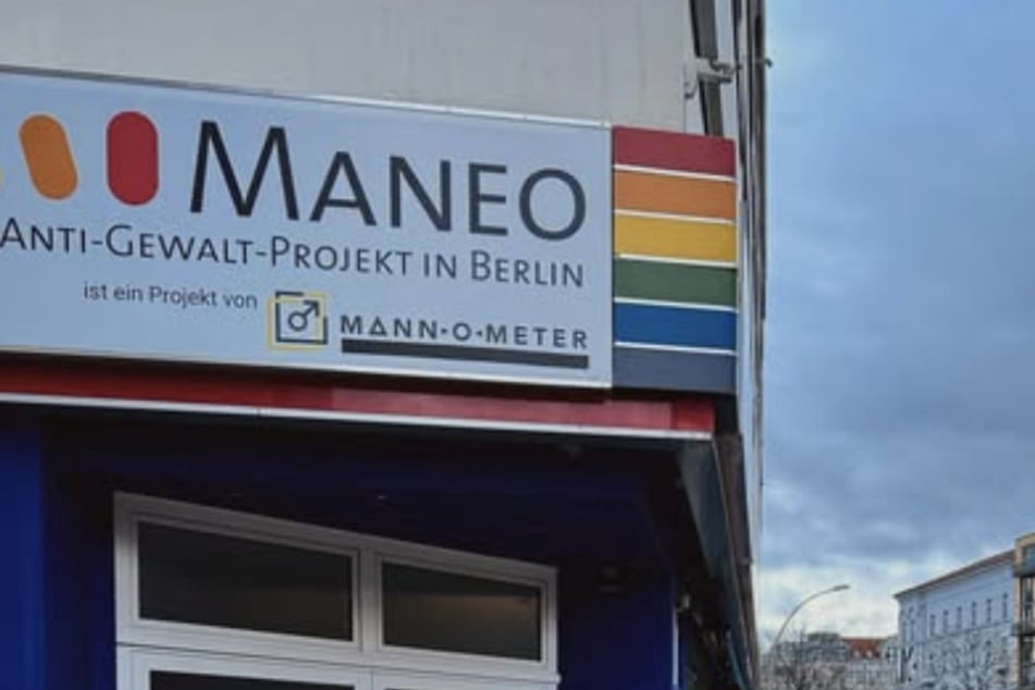 Das Büro des Projekts "Maneo" in Schöneberg ist erneut zur Zielscheibe des Hasses geworden. (Archivbild)