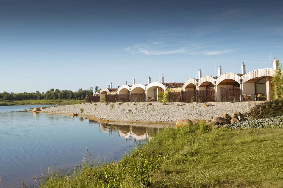 Das Ferienresort Lagovida am Störmthaler See bietet verschiedene Unterkunftsarten.