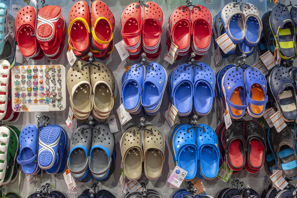 Crocs have made their way back into the mainstream after years of sitting on the ege of popularity.