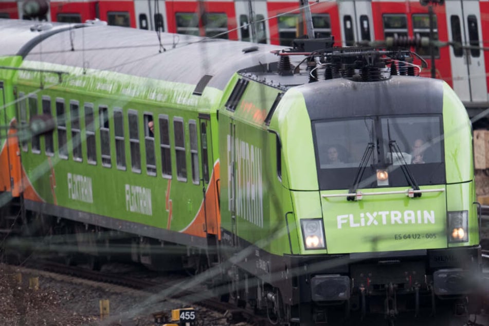 Das Reiseunternehmen Flixtrain erweitert ab Dezember sein Angebot im Bahn-Fernverkehr.
