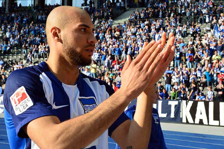 Die Hertha-Fans konnten gar nicht "Tschüss" sagen: John Anthony Brooks zieht es nach Wolfsburg.