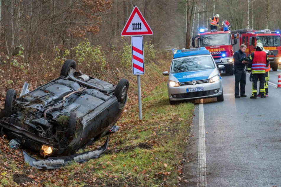 Am Twingo entstand Totalschaden.