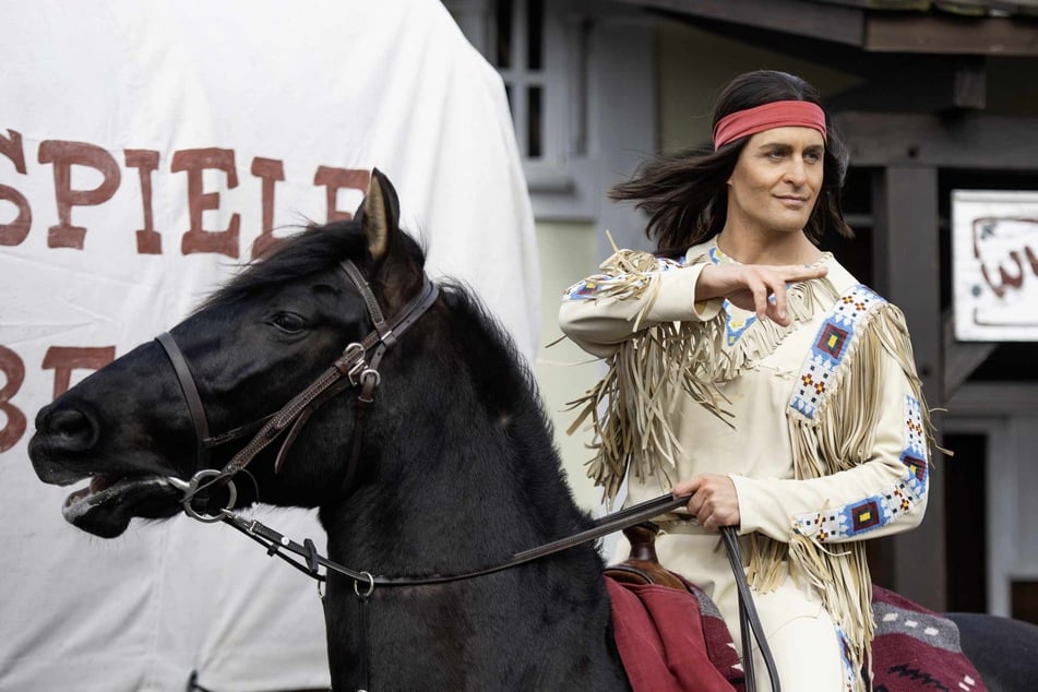 Eigentlich sollte Alexander Klaws (37) als Winnetou auf der Bühne der Karl-May-Festspiele stehen.