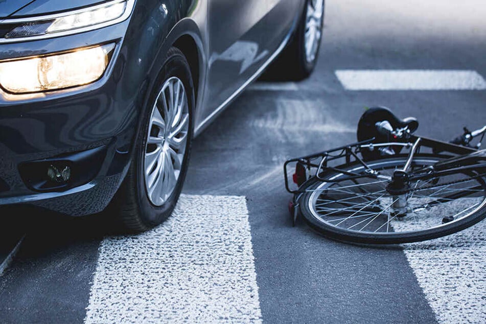 Bei dem Unfall verletzte sich der 21-Jährige schwer am Kopf. (Symbolbild)