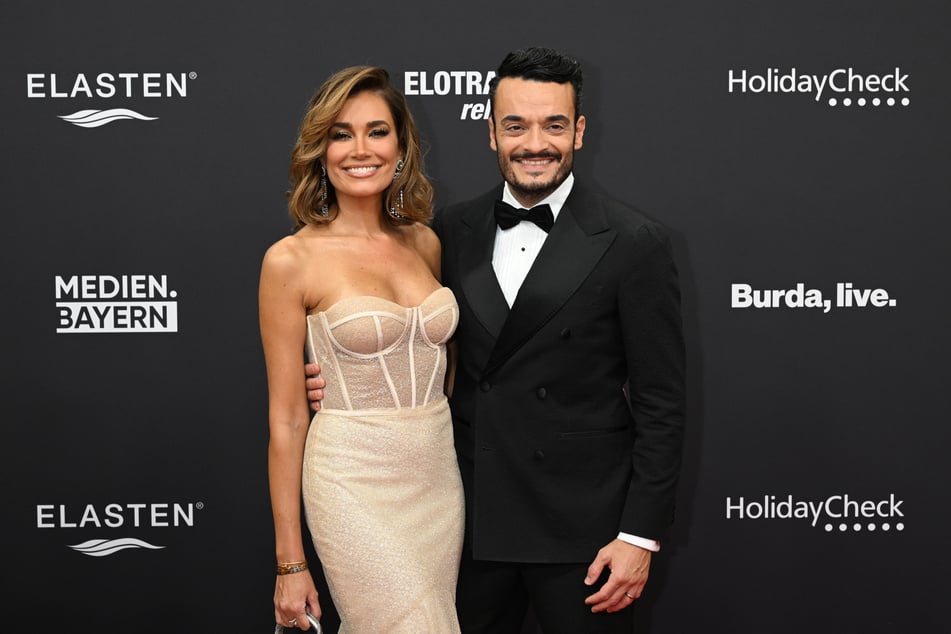 Jana Ina (49) und Giovanni Zarrella (47) gewähren ihren Fans in einer Netflix-Doku private Einblicke in ihren beruflichen und familiären Alltag.