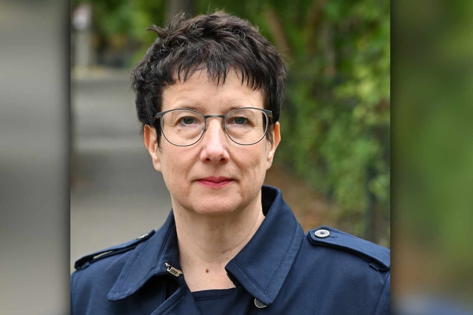 Stadtbezirksbeirätin Grit Schwalbe (50, Grüne) sieht die geplante Sanierung in Gefahr.