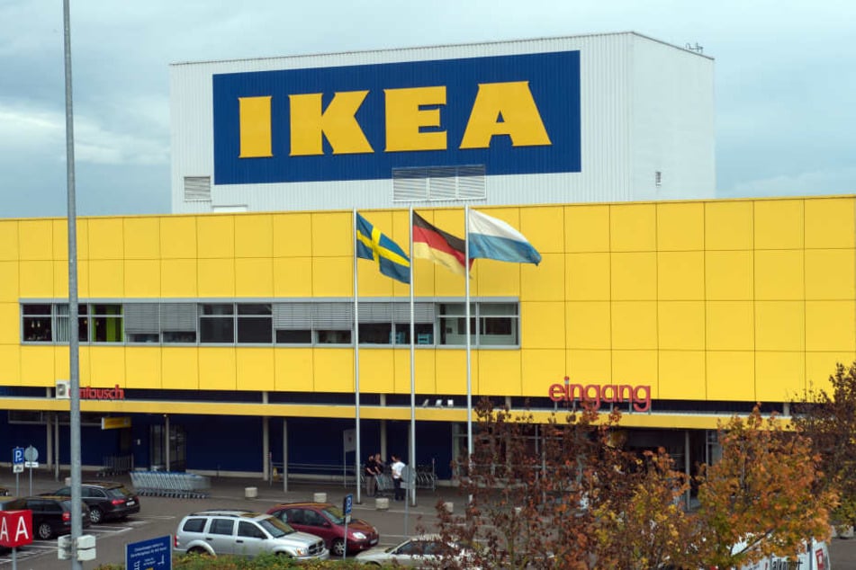 Ikea in England nahm jetzt mehrere Kunden bei sich auf. (Archivbild)