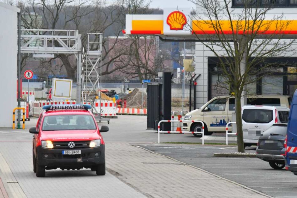Die Bombe wurde auf dem Gelände der Shell-Tankstelle gefunden.