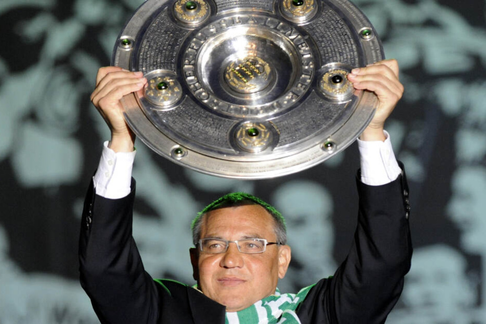 Meister! Damit hatten vor der Spielzeit 2008/09 nur die wenigsten gerechnet - doch Magath führte den VfL Wolfsburg zur ersten deutschen Meisterschaft.