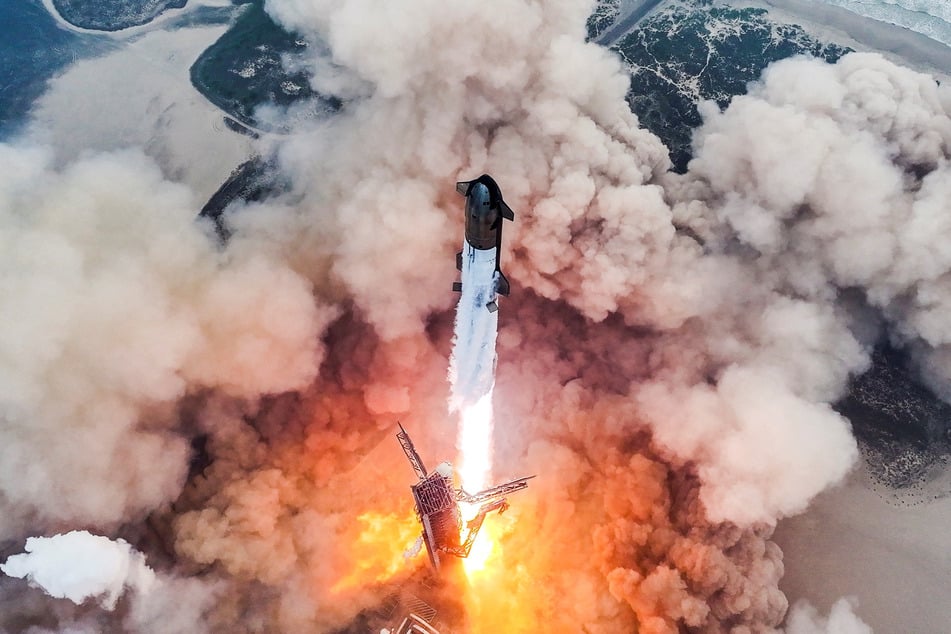 SpaceX's Starship rocket successfully reentered the Earth's atmosphere after its test flight on Thursday, in a major milestone for space travel.