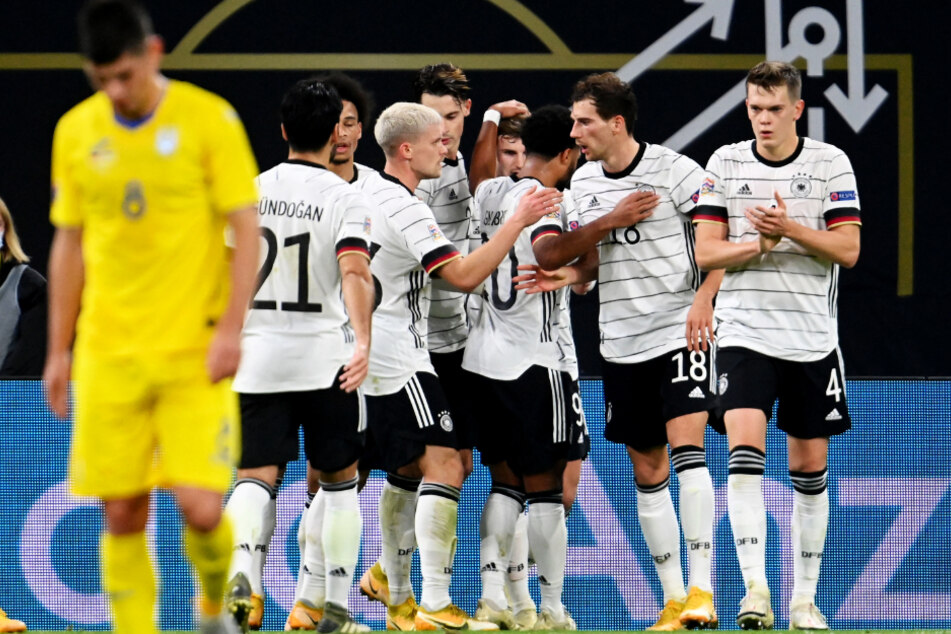 Aufatmen bei den deutschen Nationalspielern: Die Corona-Tests vor dem Spiel gegen Spanien fielen alle negativ aus.