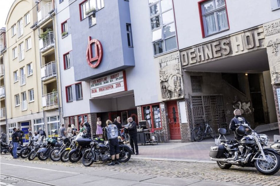 Zum letzten Treffen haben 40 Bikes einen Platz im Kinosaal gefunden.