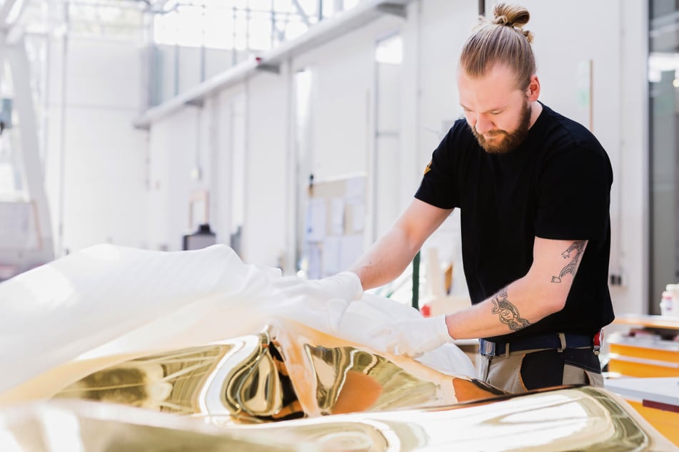 Die Deutschen Werkstätten suchen in Großröhrsdorf Tischler (m/w/d) für den Innenausbau von Luxusimmobilien.