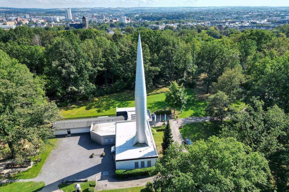 Das Kosmonautenzentrum "Sigmund Jähn" im Küchwald feiert heute Jubiläum.