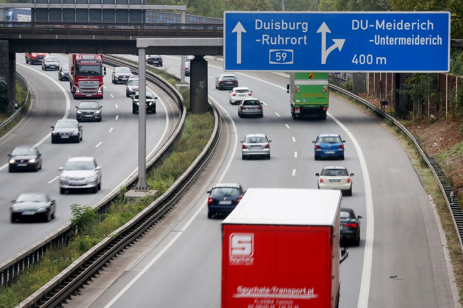 Die Lage auf den Autobahnen in NRW war am Samstagmorgen weitgehend entspannt (Archivbild).