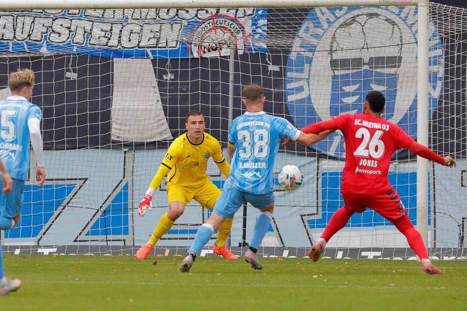 Tobias Müller (32) erzielte in der 58. Minute den 2:1-Siegtreffer