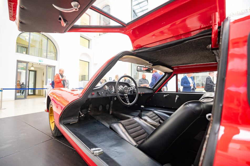 Das zweisitzige Sportcoupé "Melkus RS 1000" entstand zu einer Zeit, als in der DDR nur wenig Mittel zur Verfügung standen und gilt auch heute noch als "Symbol der Freiheit".