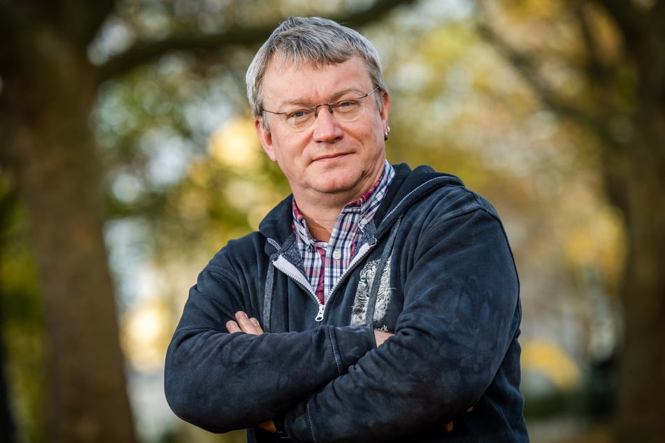 Kreiselternrats-Chef Thomas Brewig (58) warnt schon länger davor, dass Grundschulen trotz weniger Schulanfänger weiter volle Klassen bilden müssen.