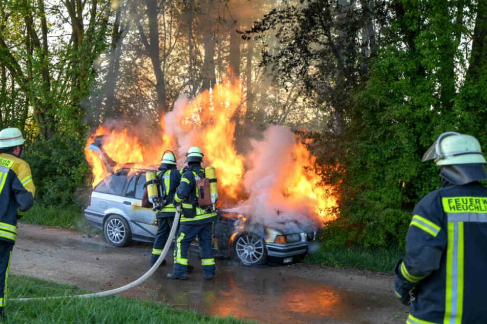 Zündete der 27-Jährige seinen Wagen an, um die Tat zu vertuschen?