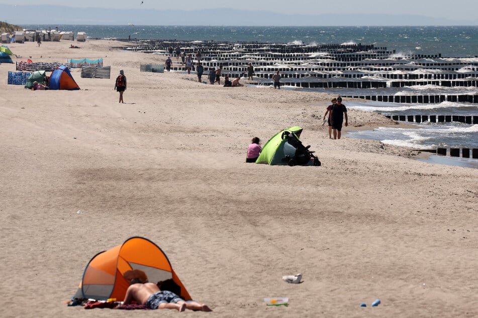 Die Frau starb nach dem Badeunfall an der Ostsee. (Archivbild)