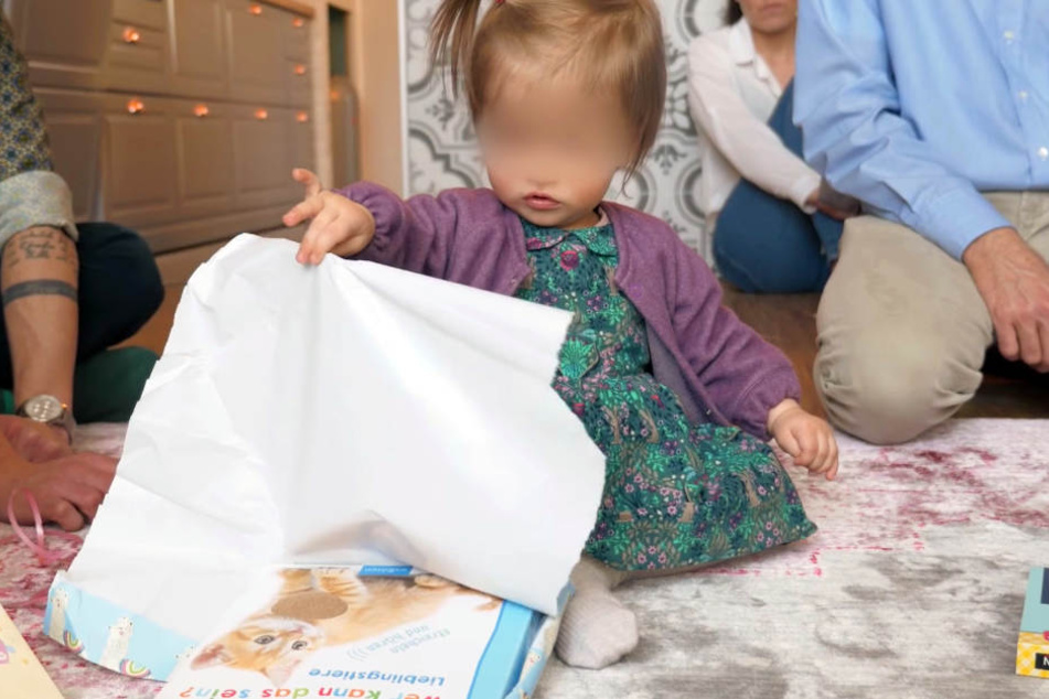 In den bunten Verpackungen versteckten sich letztendlich vor allem Lernbücher und Holzspielzeug.