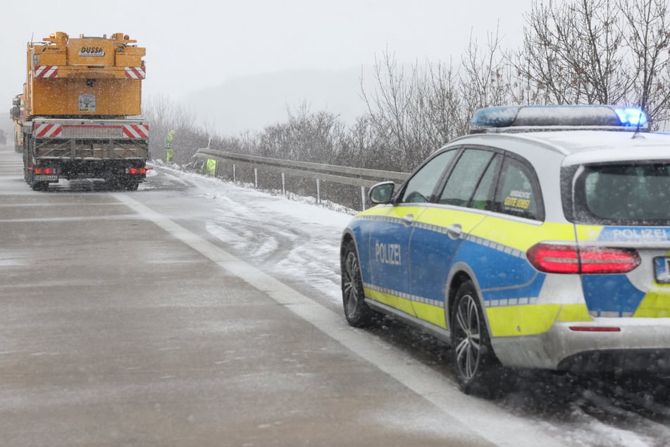 Ein umgestürzter Lkw hatte am Montag auf der A4 nahe Bautzen eine Mega-Sperrung für acht Stunden zur Folge.