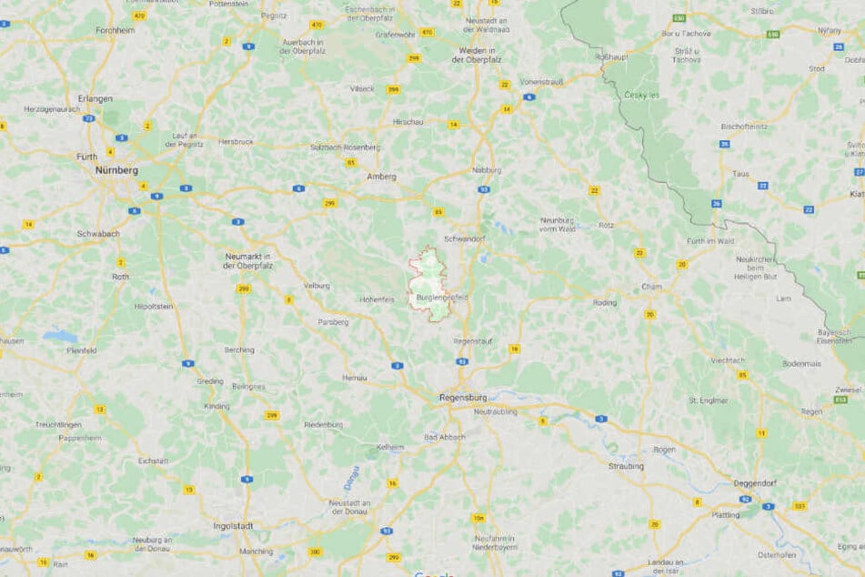 Die Leiche wurde auf einem Speditionsgelände in Burglengenfeld entdeckt.