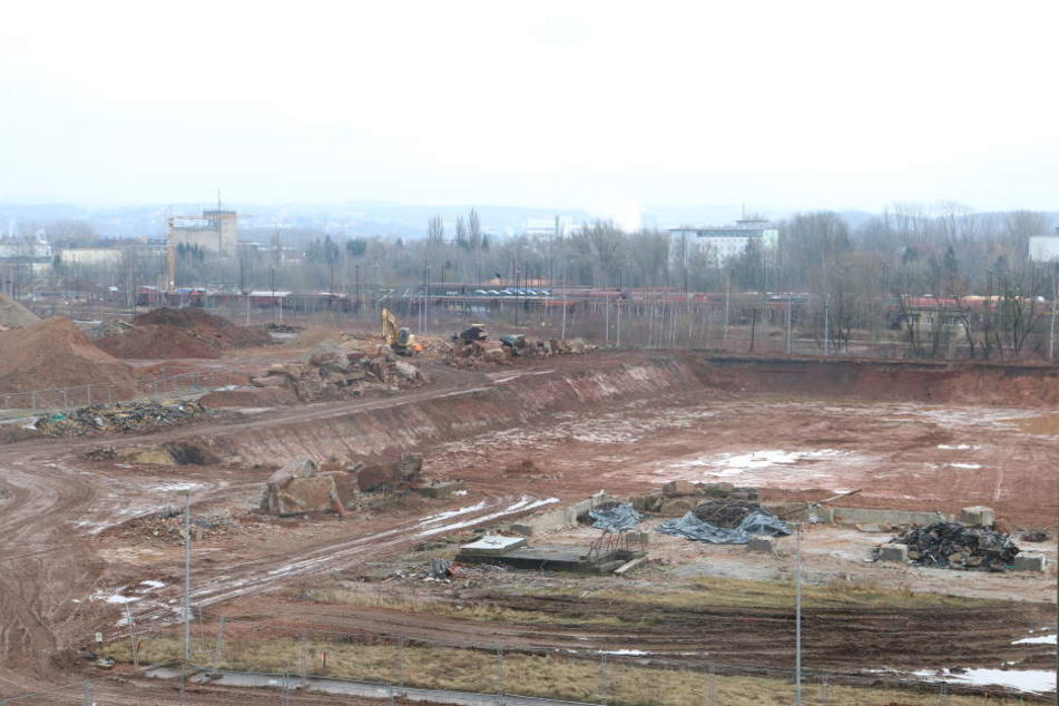 Der Freistaat hat bereits begonnen das Gelände für den Gefängnisbau herzurichten.